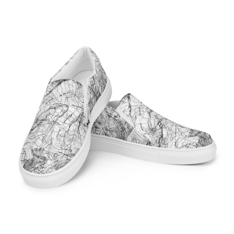 Mt. Rainier Men’s slip-on canvas shoes